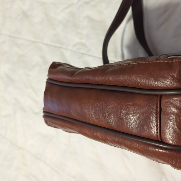 - Mouflon Rich Auburn Multi-compartment Over-shoulder Crossbody Bag - Picture 8 of 9